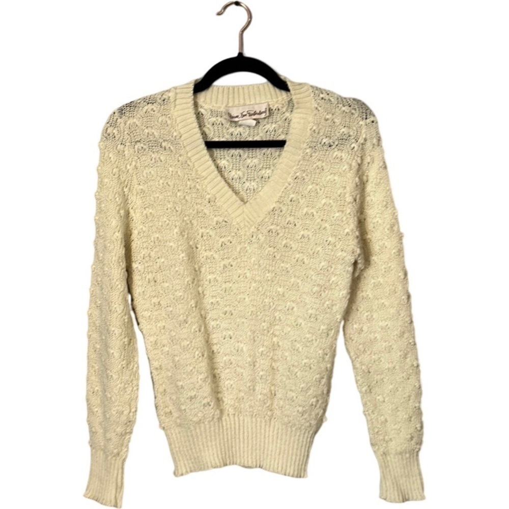 Vintage Diane Von Furstenberg V-Neck open knit cream colored sweater size small